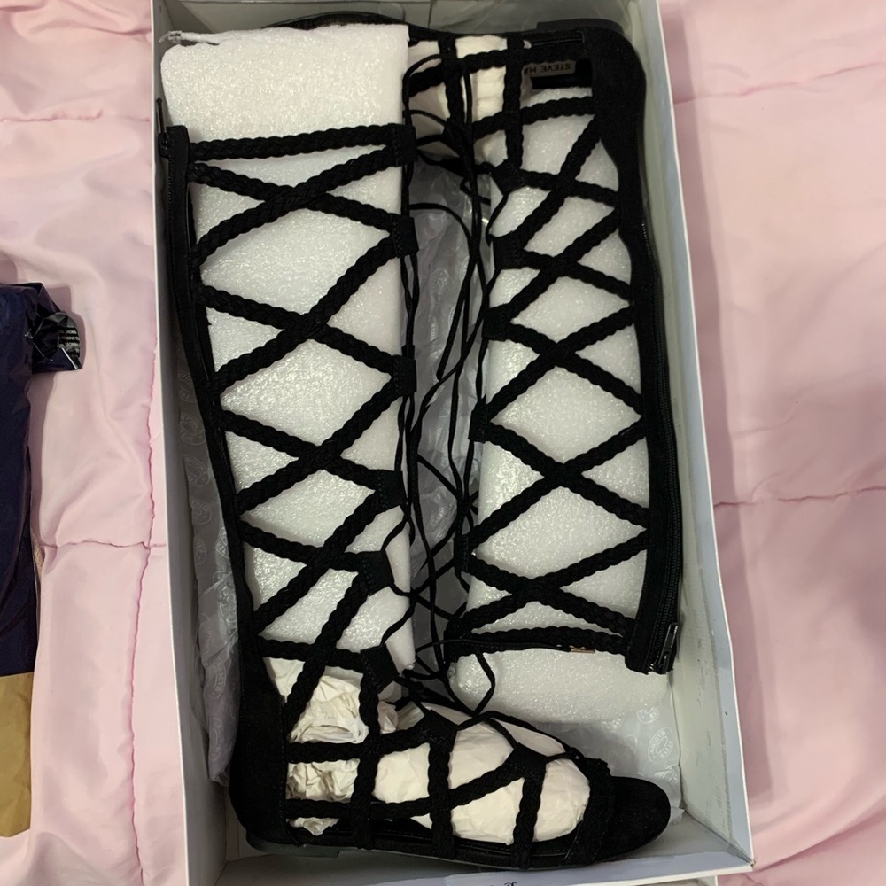 Steve Madden Lace Up Sandals